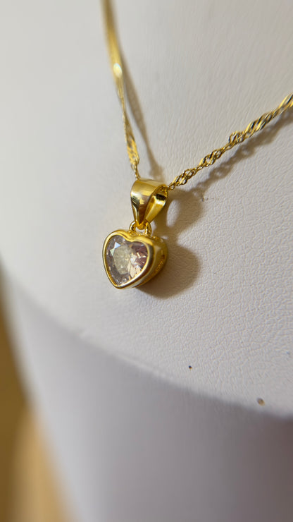 Cadena con Dije Corazón – Baño en Oro Amarillo