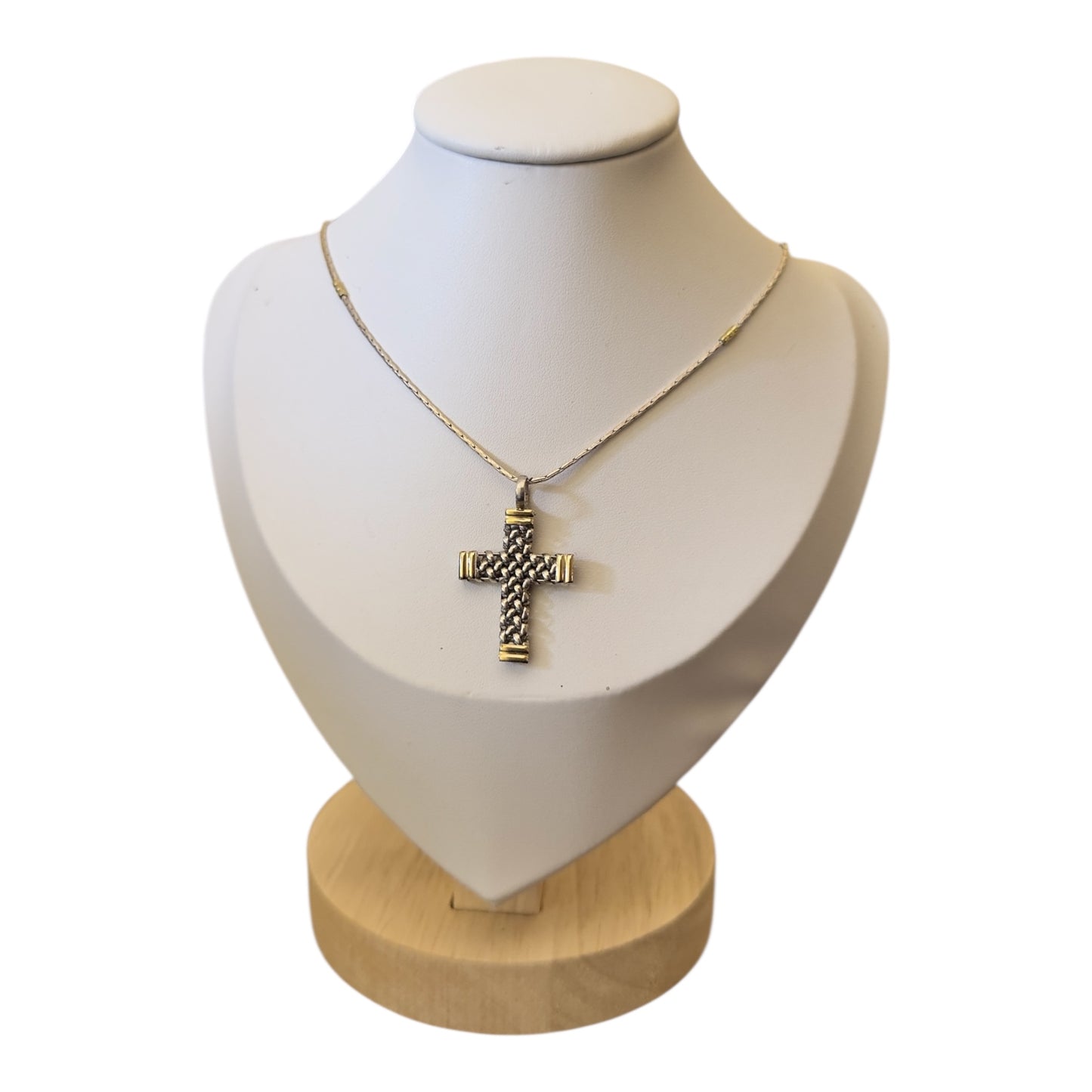 Cadena con dije de Cruz en Plata y Oro